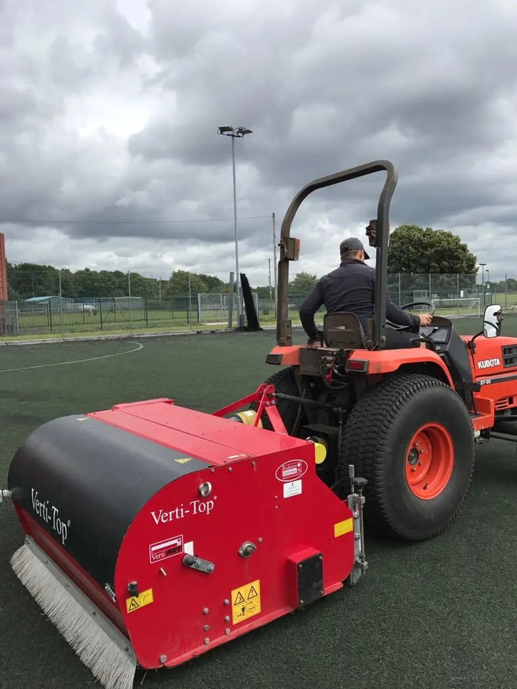 truturf artificial turf maintenance 005
